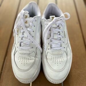 Women’s Puma sneakers